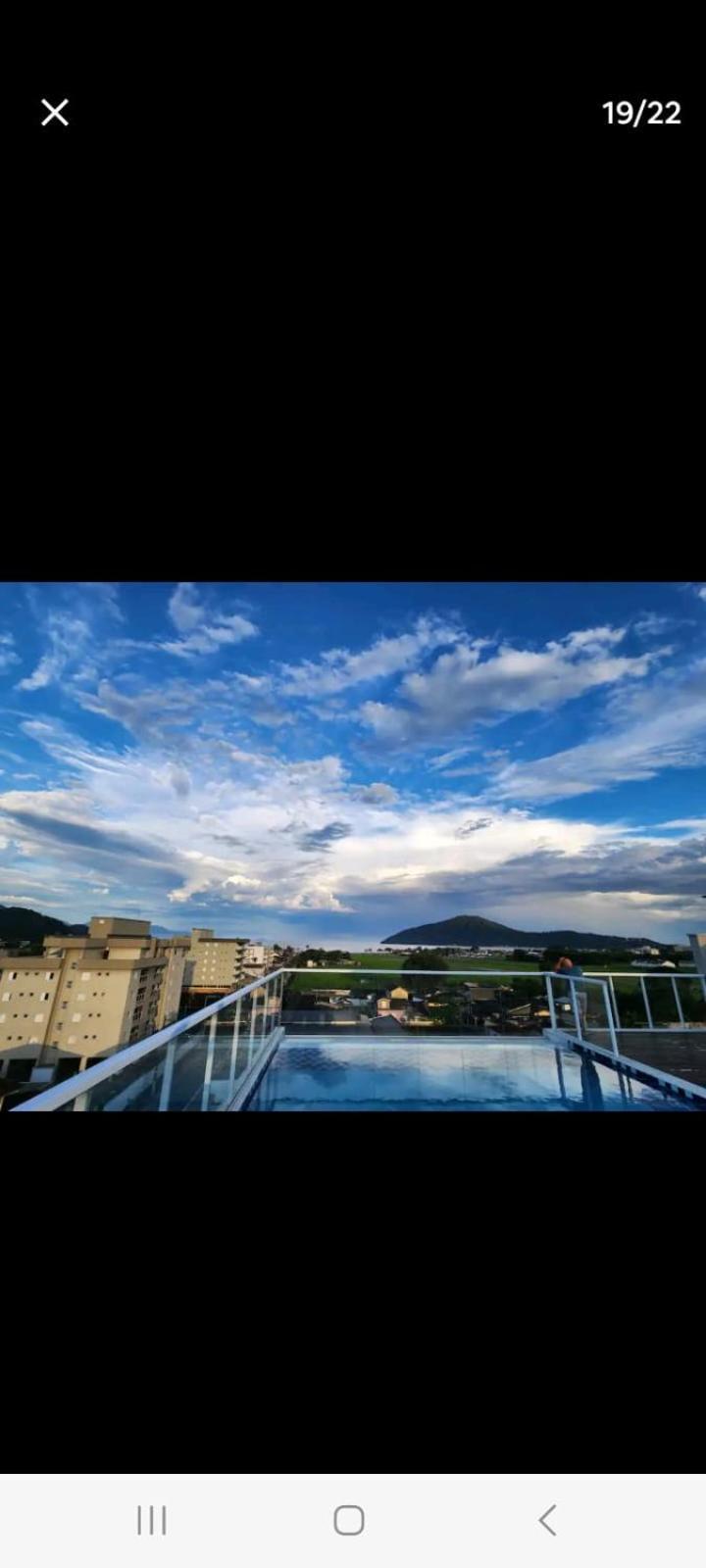 Próximo A Piscina E Area Gourmet *